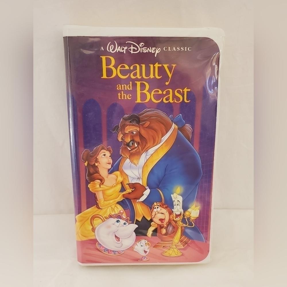 Walt Disney's Black Diamond Classic Beauty and the Beast on VHS